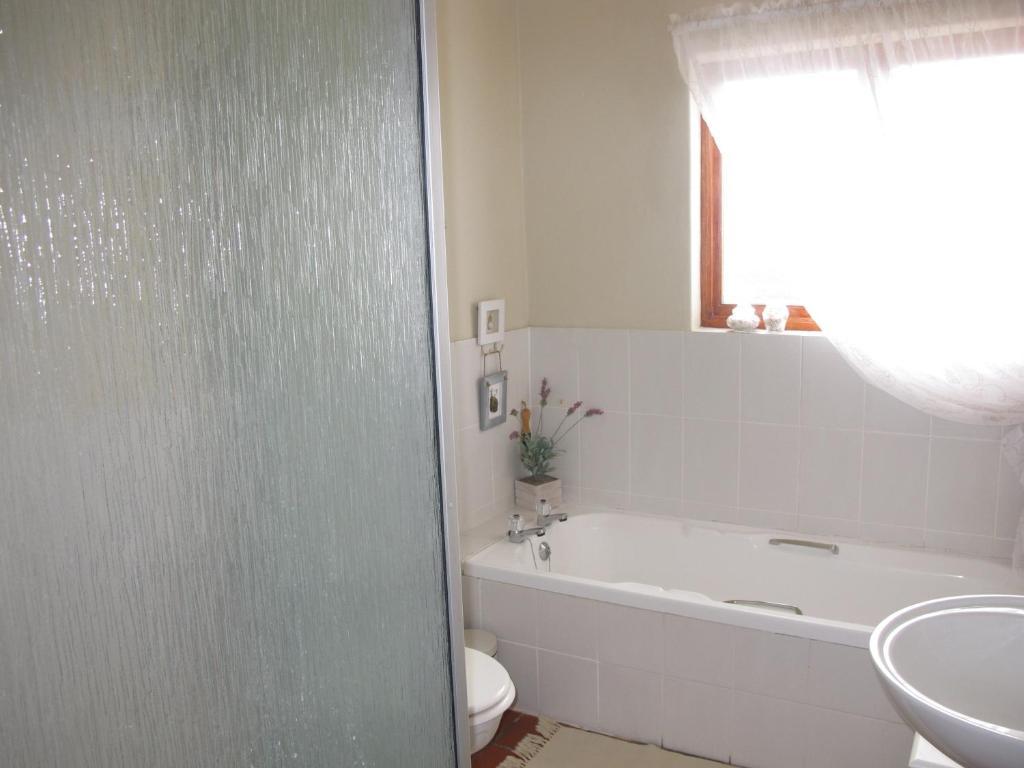 The Bay Lodge Gansbaai Habitación foto